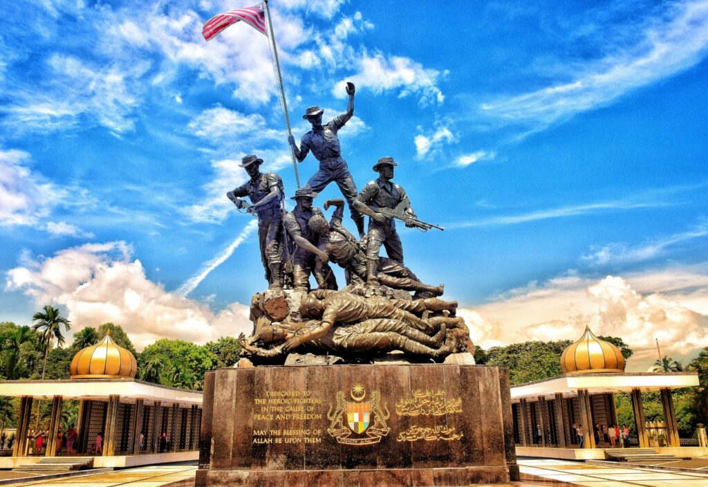 Why ASEAN Is Becoming a FinTech Hotspot?